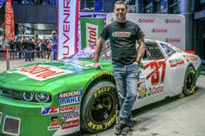 Castrol NASCAR Pinty's de Viens sponsorship