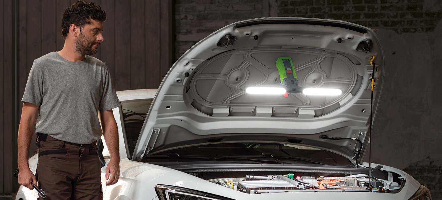 Philips Xperion 3000 LED Work Light allows hands-free engine bay lighting